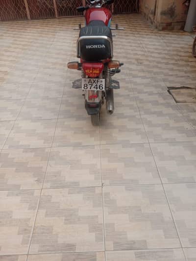 it's beautiful motorcycle