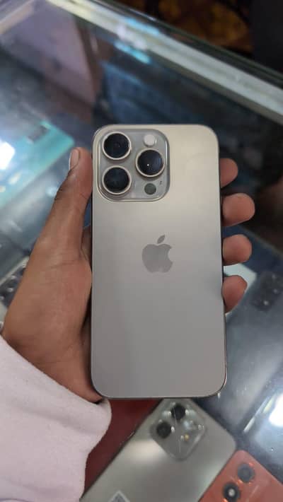I phone 15 pro non pta jv panal change 128gb 90 health