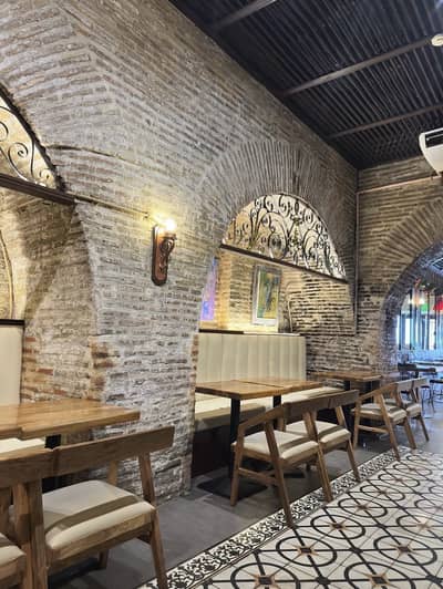 Floor Manager required for restaurant in DHA Lahore