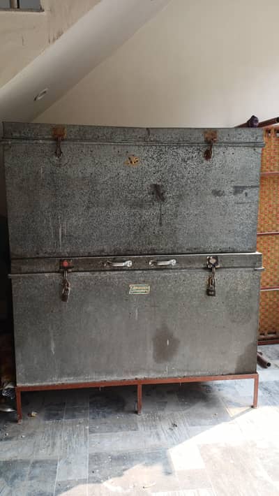 Iron Peti/Patis Available