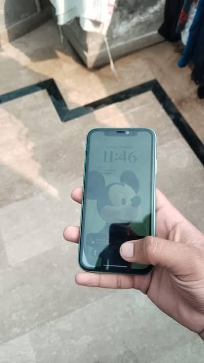 I phone 11 pat approved 64gb