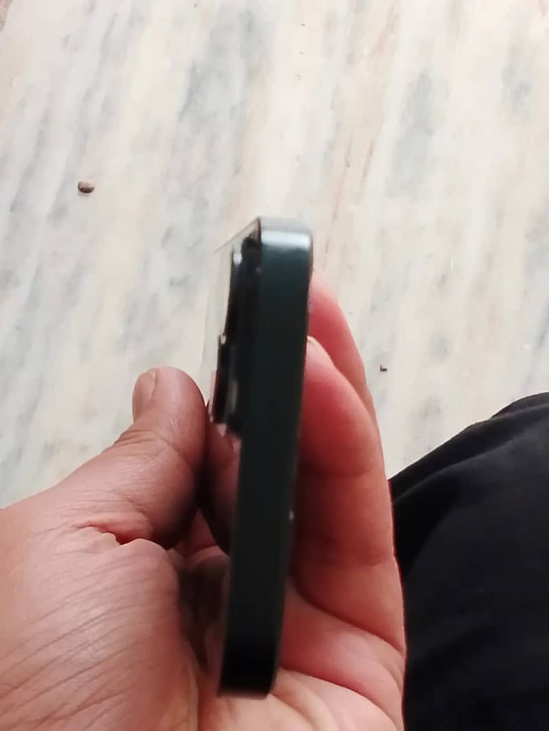 iPhone 14 jv 4