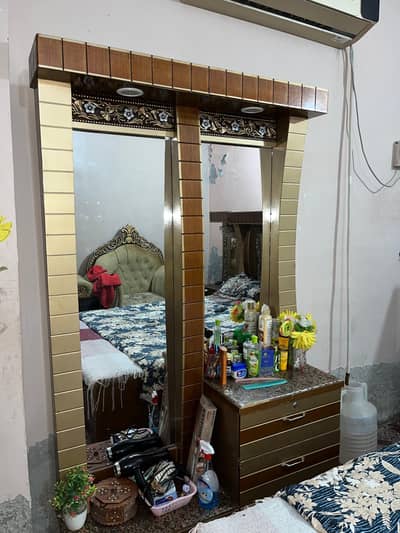 bed mattress and dressing tabel