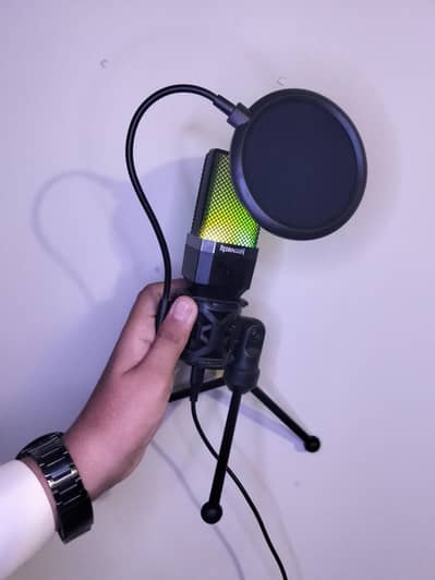 Microphone