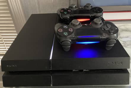 Sony PS4 Fat 1TB - 2 controllers included -Excellent Condition