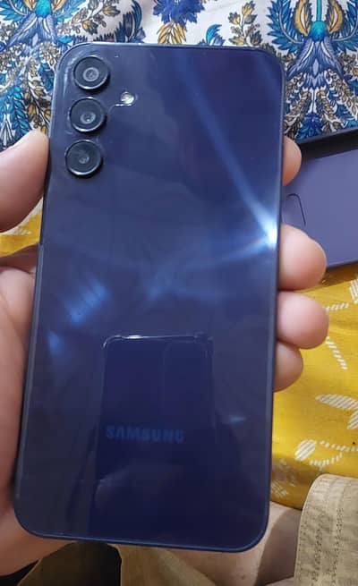 samsung a15 8gb 256gb 10 by 10 official pta approved with orignal box