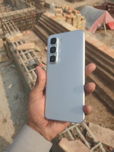INFINIX HOT 60 PRO PLUS