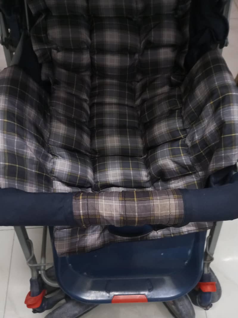 stroller 7