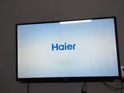 Haier 32 inch Led Tv With smart tv box