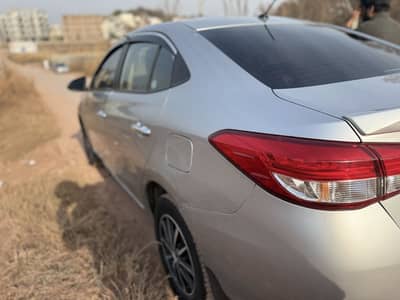 Toyota Yaris ATIV X CVT 1.5 2021