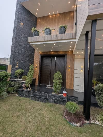 1 Kanal Double Storey Ultra Modern Style Luxury Stylish House Available For Sale In Valencia Town, Lahore By Fast Property Services Real Estate And Builders (21 Marla )