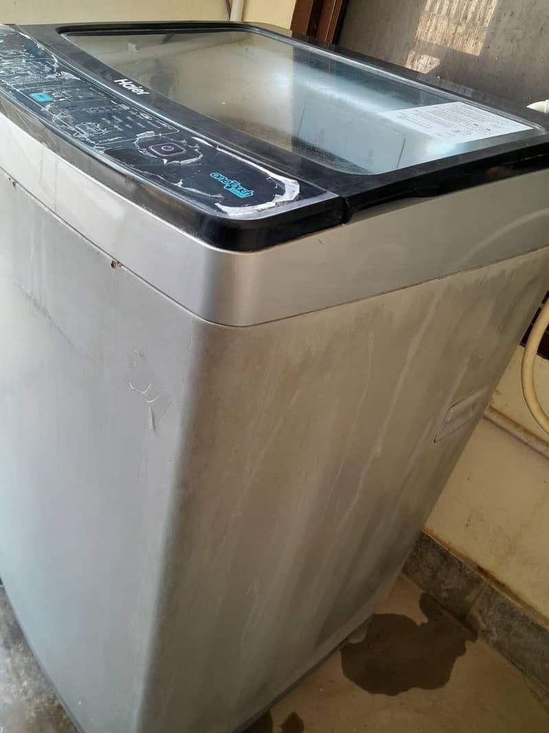 FULLY AUTOMATIC WASHING MACHINE 1