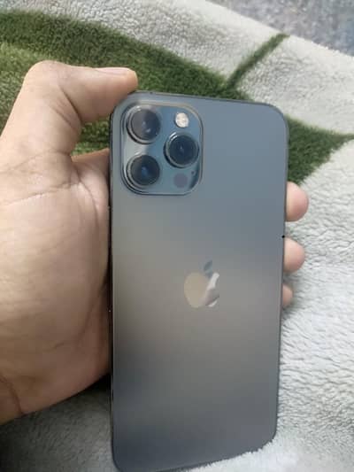 iPhone 12 pro max waterpack