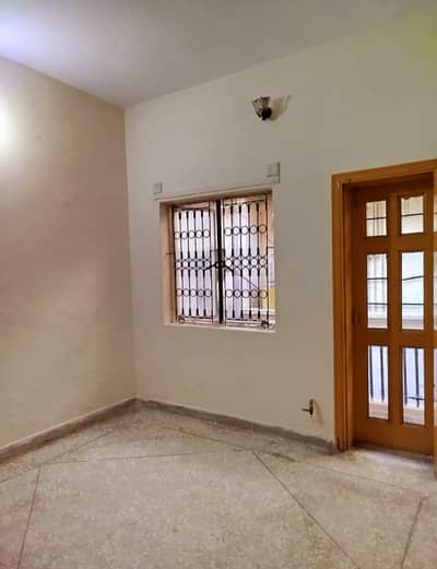 G11 25x50 Upper Portion For Rent water Boring