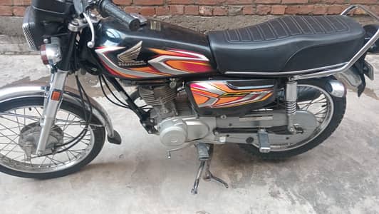 honda12522model july mein nikla ha genuine all urgent sale new tyre