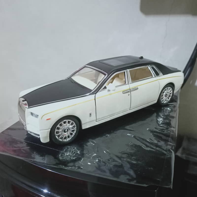Rolls-Royce car 0