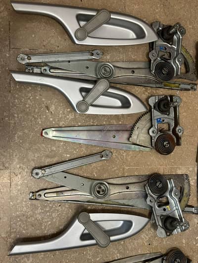 Toyota Corolla xli window regulators, trims and locks
