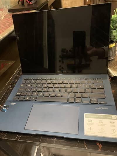 ASUS Zenbook 14 OLED