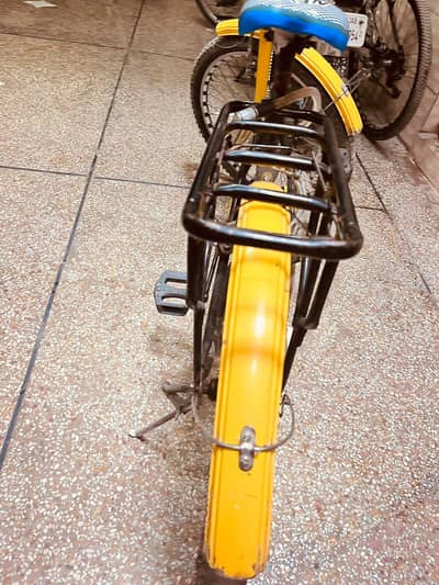 I want to sale urgent  3 month use