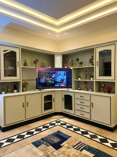 One bed family apartment luxury Furnished available f11