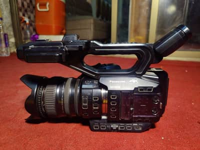 Panasonic Ag-UX90 original 4k