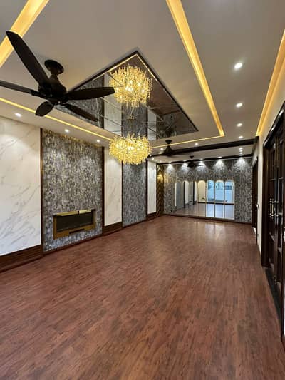 10 Marla Like a Brand New upper Portion For Rent available in Bahria town Lahore