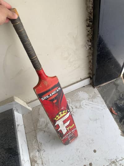 f plus bat in rough condition only 2000