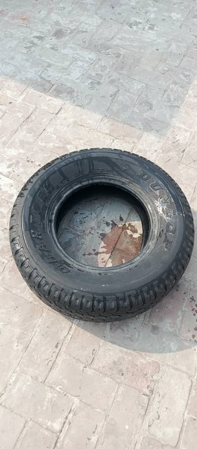 Jeep / pejaro /dala one tyre