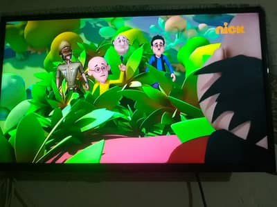 32 einch led 03314420982