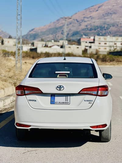 toyota yaris 1.3 mt gli