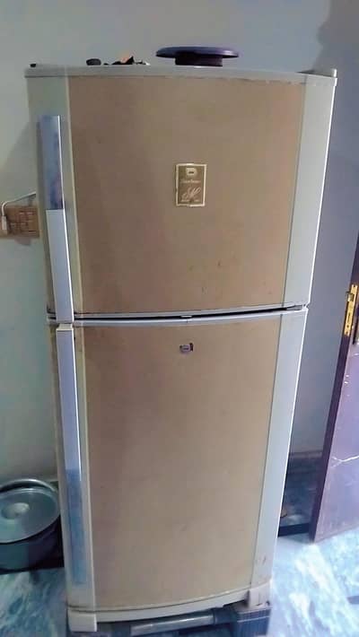 Refrigerator