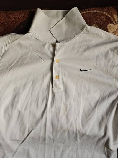 Pack of 3 small to medium T-shirts