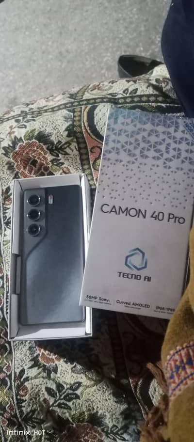 Tecno Camon 40 pro
