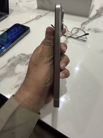 Iphone 15 pro max non PTA (HK) version