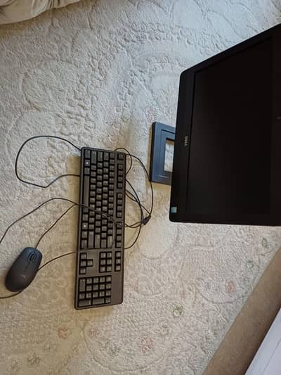 core i3 4th Gen, 120 GB SSD, 4GB ram