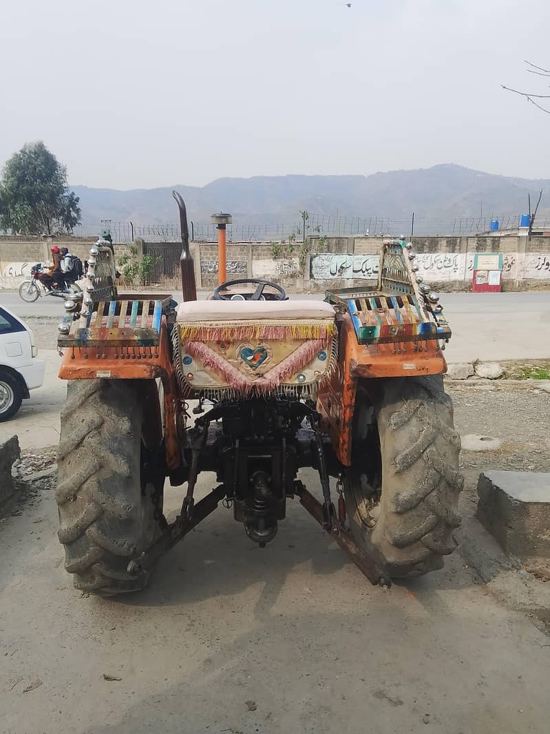 tractor 2008 model 3