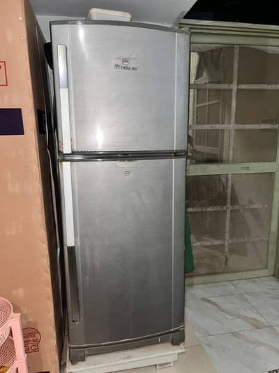 Selling my fridge