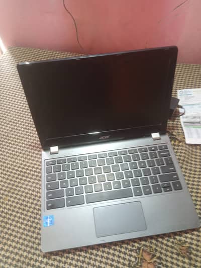 Acer Chrome Book For Sale Argent