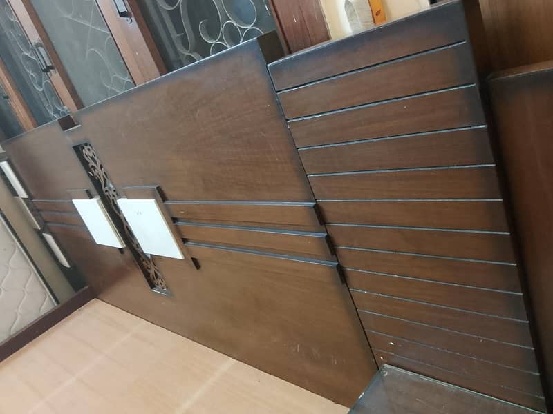 bed 2 side table one dressing 1