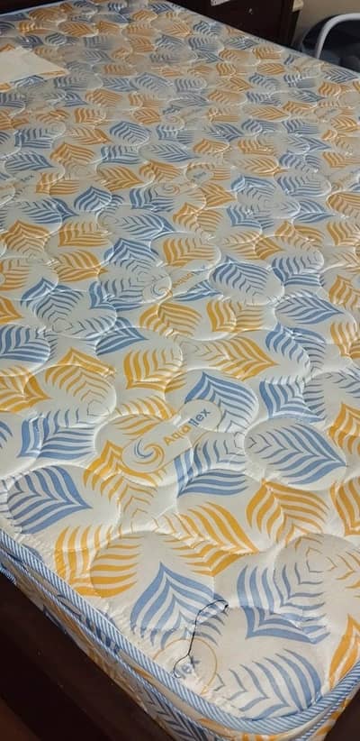 king size spring maters Only 2 Year used