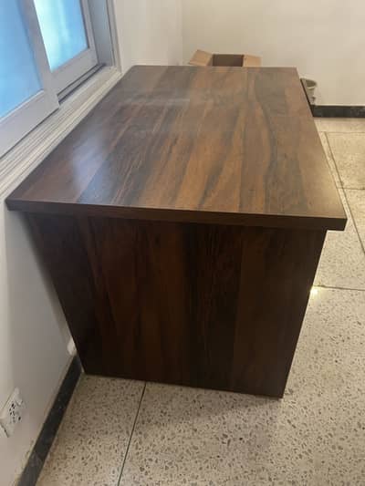 Office Desk