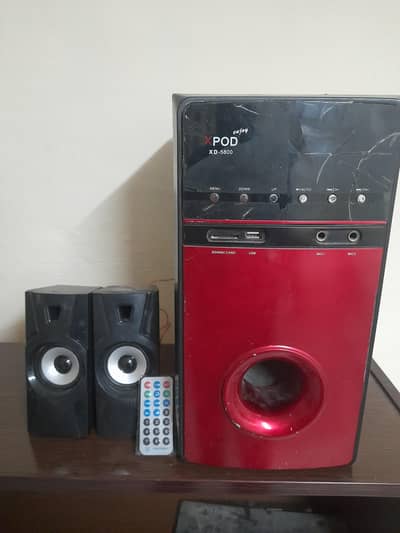 Xpod 8 Inch Woofer with Speakers & remote.