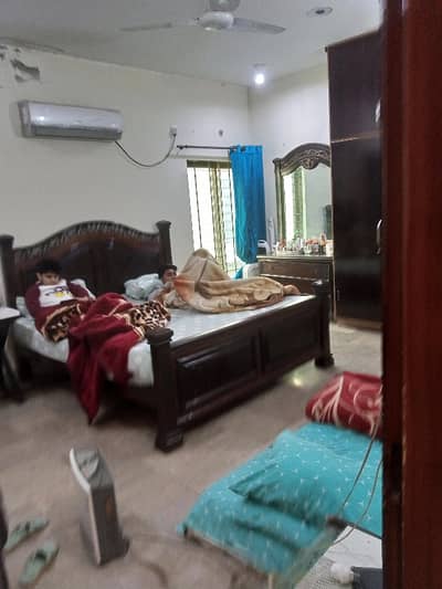 kanal upper portion for rent in UET society