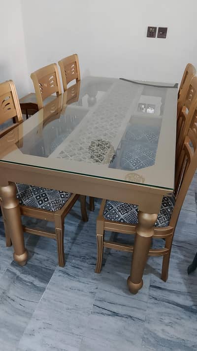 Dinning Table for Sale.