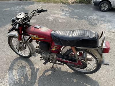Yamaha YD 100 4 Stroke 2004 model.