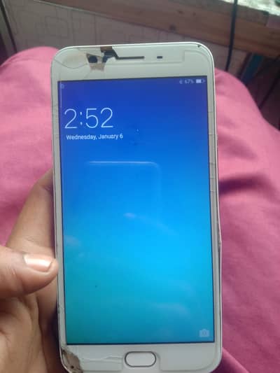 OPPO f1s 4gb ram 64 storage
