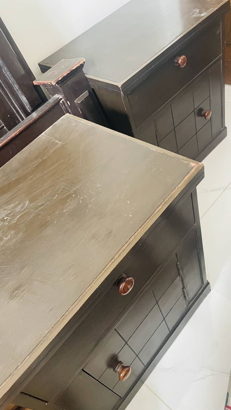 Solid wood bed set 0