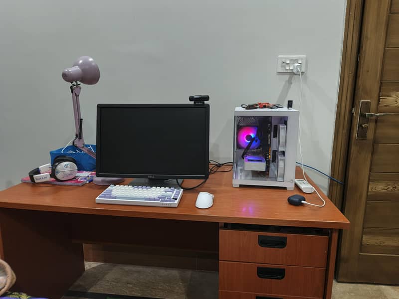 Study table Computer table Good condition 0