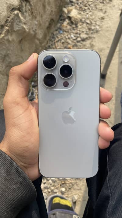 Iphone 15 Pro Sim Working ( No Exchange ) Only Cash (Read Description