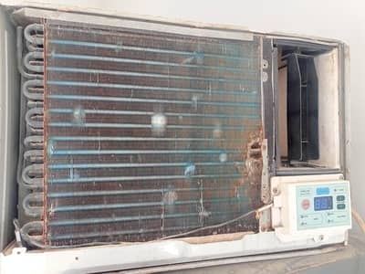 sharp ka ac ha conduction 10 bay 10 ha cooling best karta ha